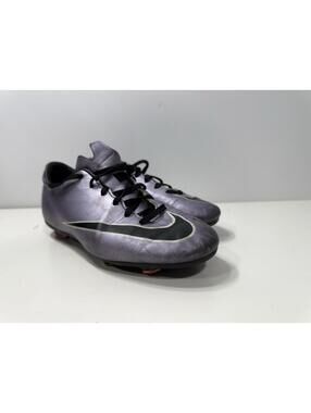 Nike Mercurial Victory Youth Soccer Cleats Black Purple (651642-580) Size 2.5Y